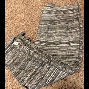 🚩PLUS CROPPED ATHLETIC LEGGINGS